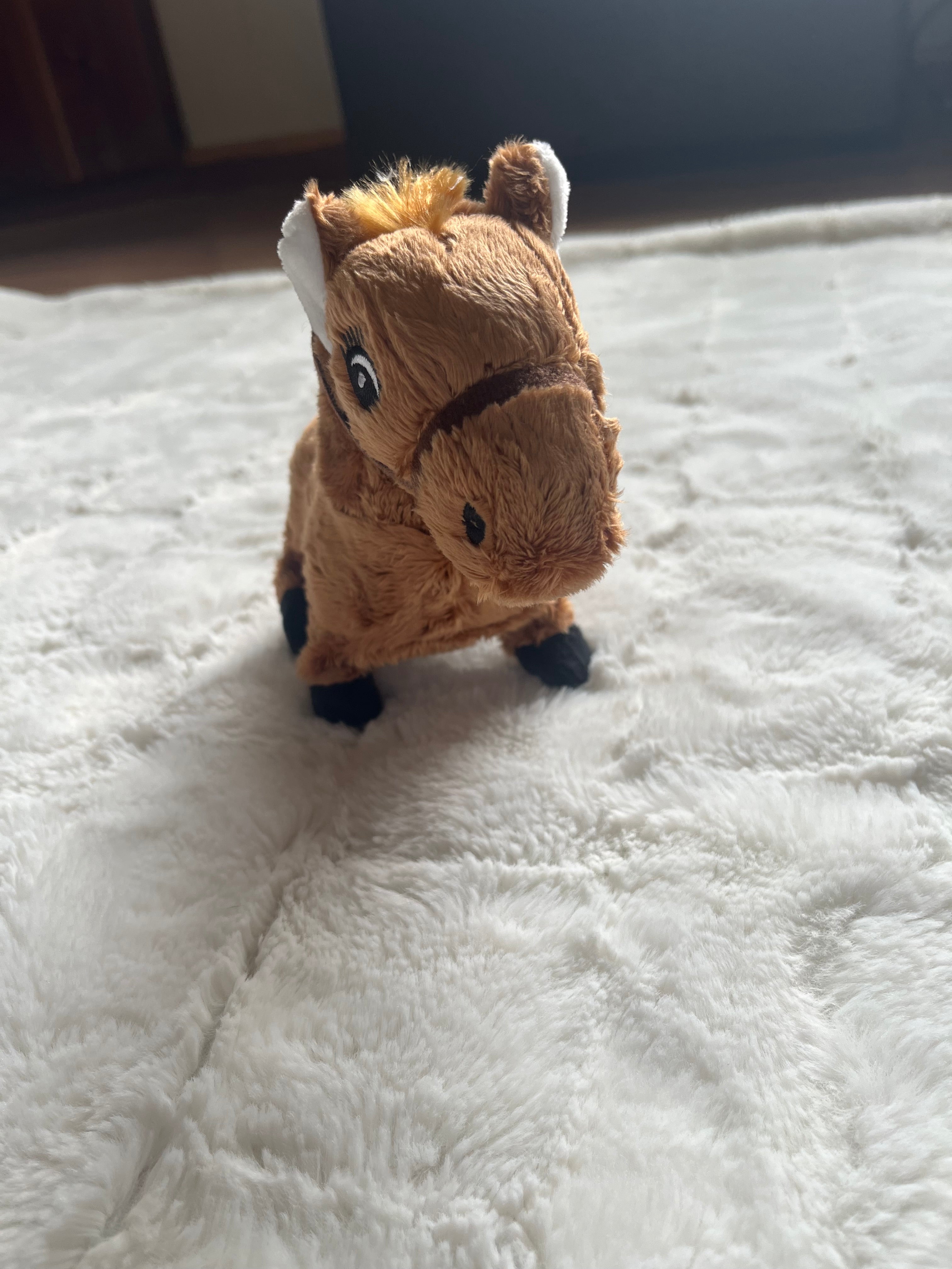 Toy horses
