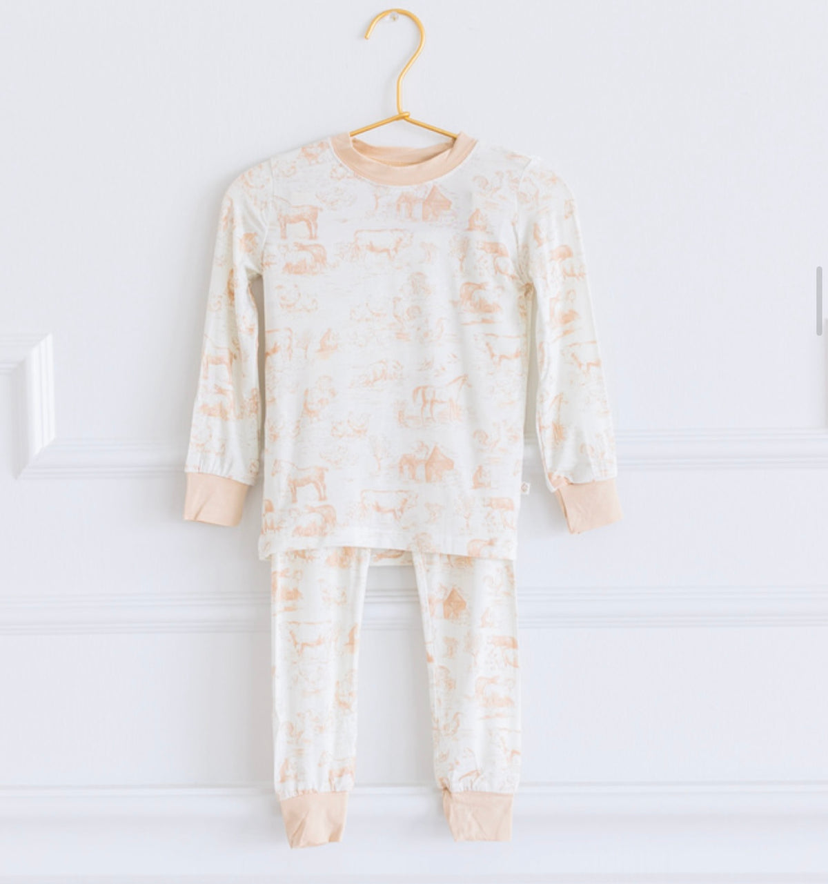 Tan Barnyard Toile Set