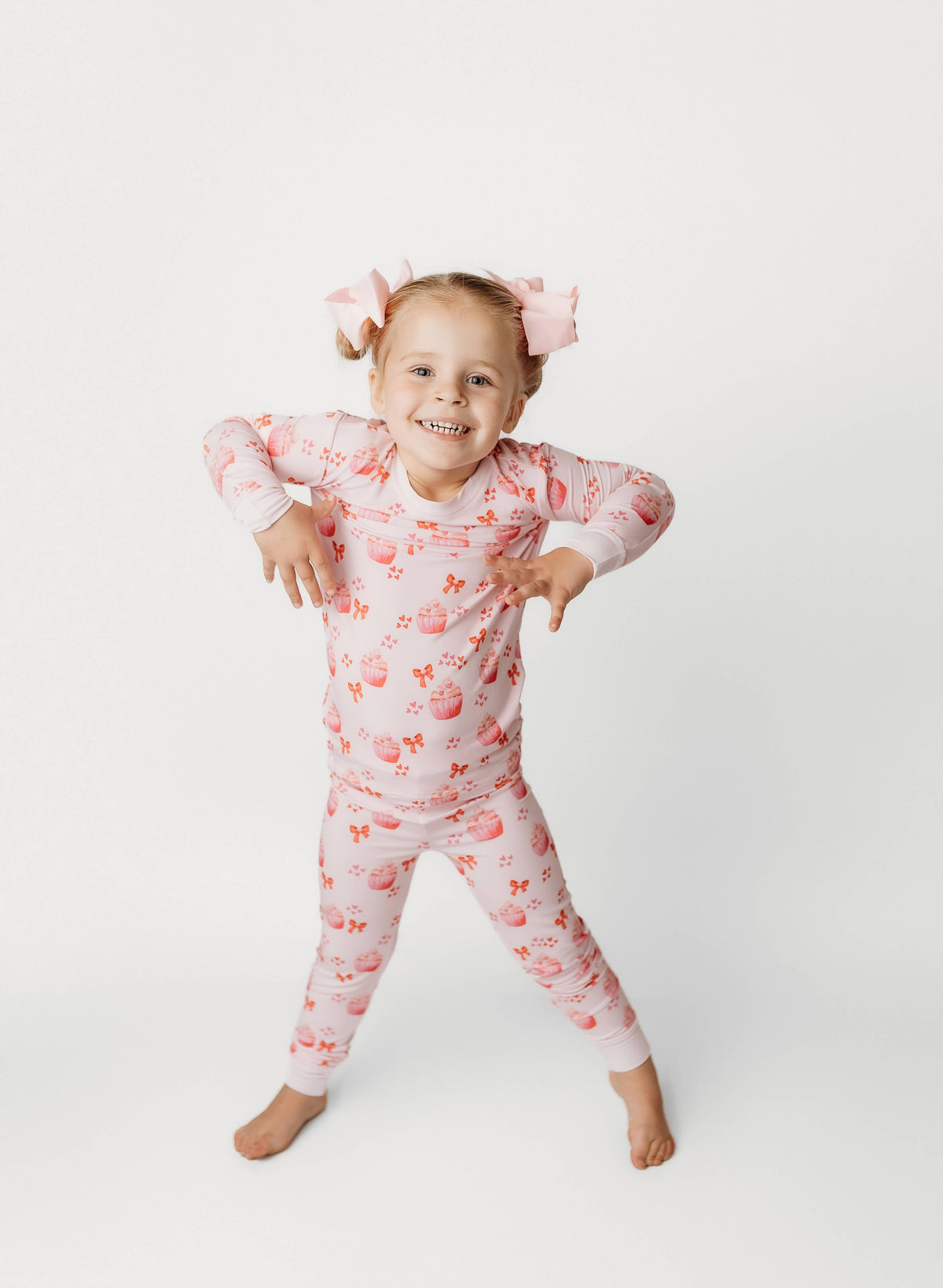 Cupcakes and Bows Two-Piece Bamboo Set